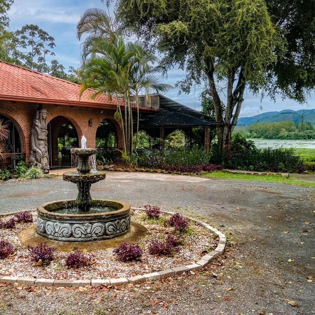 Hotel Boutique Casona Del Cafetal And Lakeside Restaurant Cachí Екстериор снимка